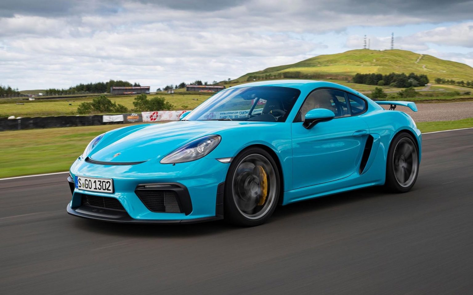 Porsche Cayman s Blue